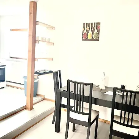 #World Monteur Apartment * שקאודיטז